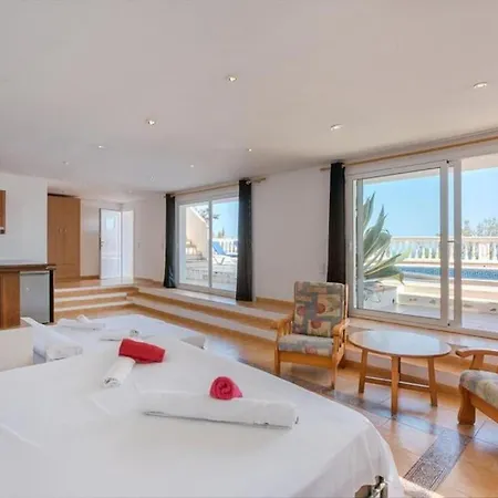 Blanca Lloret de Mar