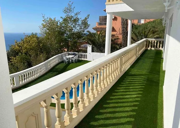 Villa Blanca Lloret de Mar